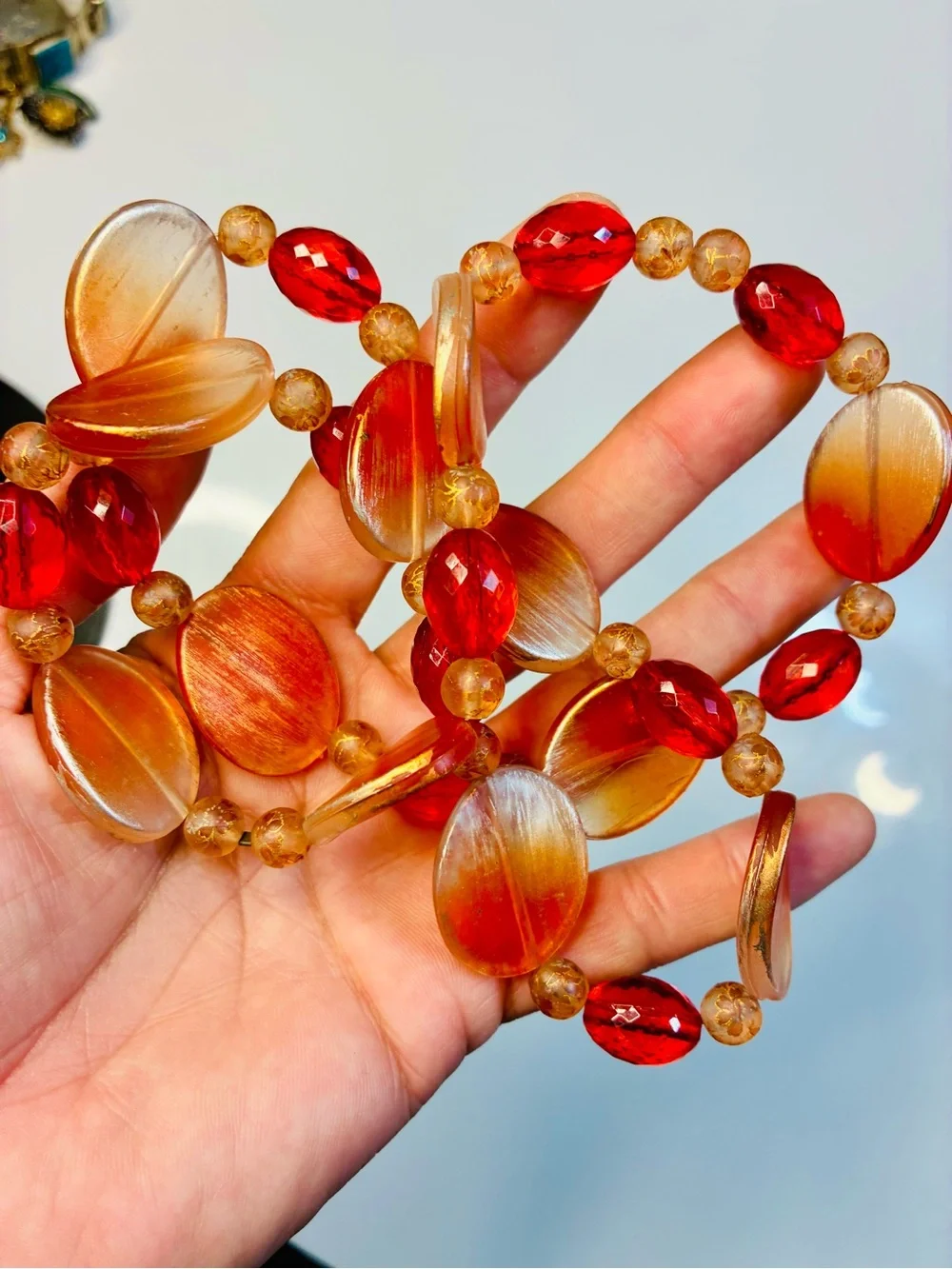 Summer Pop of Color Gradient Orange & Red Beaded Over The Head Necklace Easy EUC